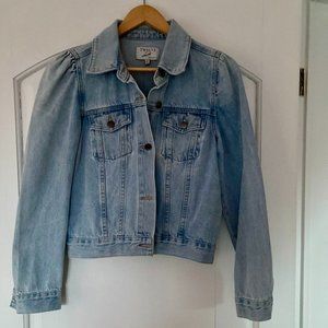 Feminine denim jacket, light blue, M. 100% cotton